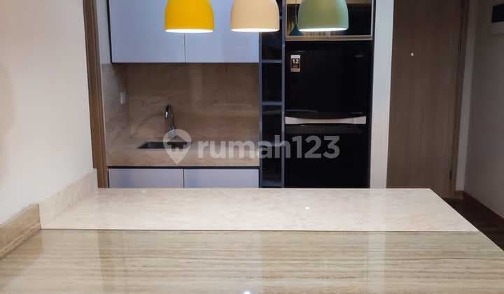 Termurah! Apartemen Holland Village 3br Furnish Rapi Lt Sedang