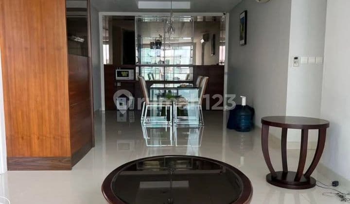 Termurah! Apartemen Frenchwalk Moi 3br Furnish Rapi Lt Tinggi
