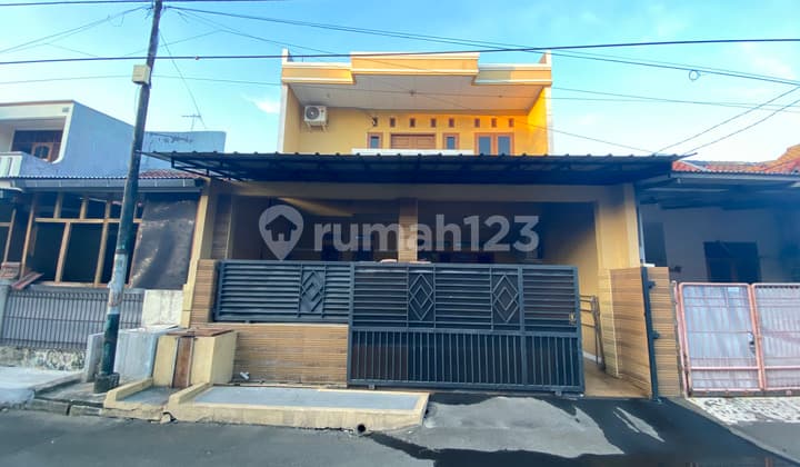 Rumah Besar Murah Dekat Summarecon Bekasi di Duta Harapan Bekasi