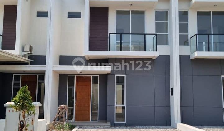 New House Fresh Central Park Juanda area Waru Sidoarjo near Airport