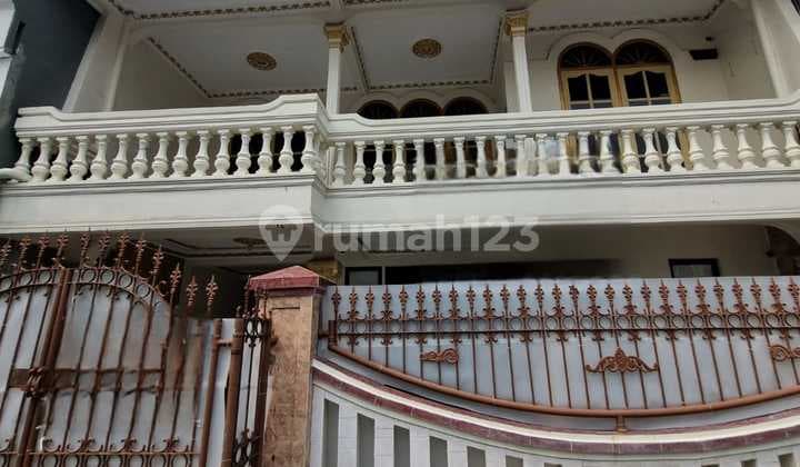 Dijual Rumah Bagus Area Wiyung Gunungsari Indah Gsi