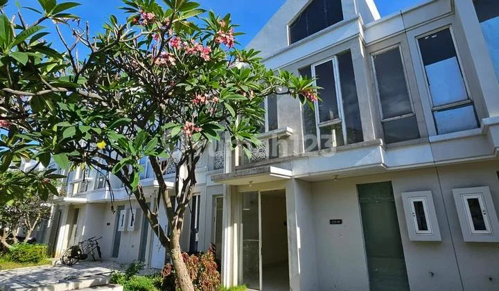 For Sale: Grand Pakuwon House, West Surabaya, Tandes Sukomanunggal Area