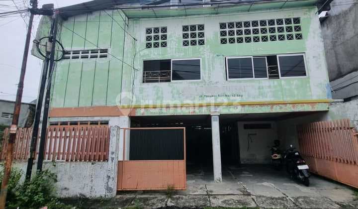 Warehouse for Rent in Simomulyo Area near Petemon and Banyu Urip, Surabaya