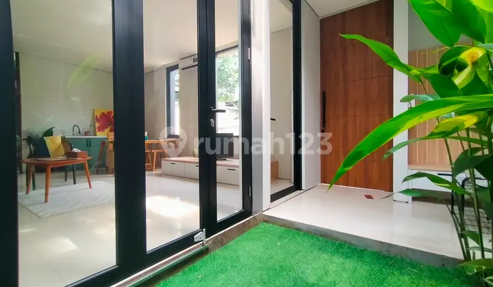 Flood-Free House in South Jakarta