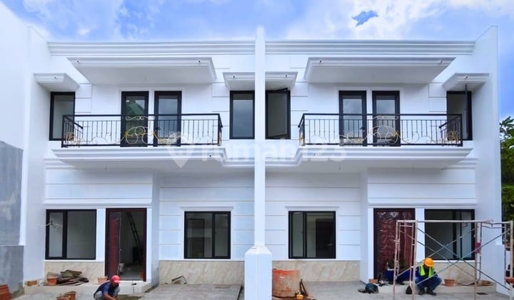 rumah clasik modern siap huni bebas banjir lingkungan asri