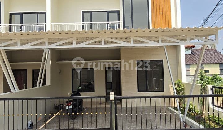 Rumah Baru 2 Lantai Siap Huni 4 Kamar Tidur di Jati Asih