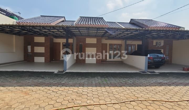 Rumah siap huni bebas banjir hanya 10 menit dari LRT Cikunir 1