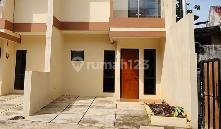 Rumah Siap Huni Bebas Banjir di Jati Asih