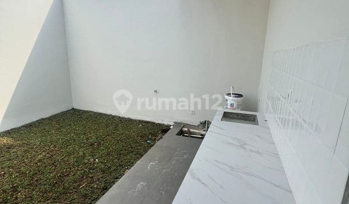 Rumah 2 lantai bangunan baru siap huni dekat tol jatiasi