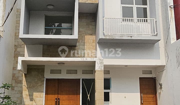 Rumah siap huni bebas banjir lokasi strategis di caman kalimalang