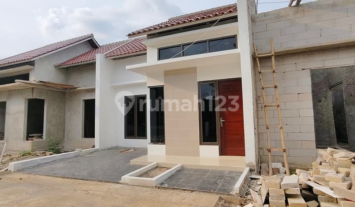 Rumah SHM 500juta'an dekat LRT Cikunir 1