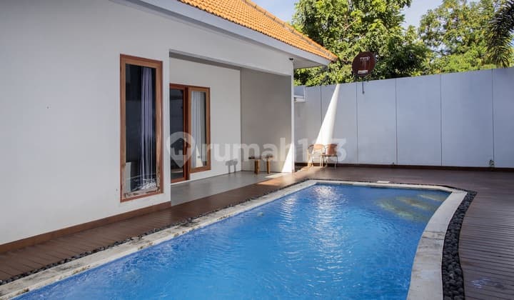 Villa 1 Lantai 2 Kamar di Jimbaran