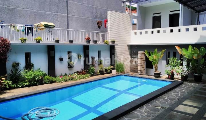 Rumah Lux Ada Kolam Renang di Setrasari Raya Bandung Utara