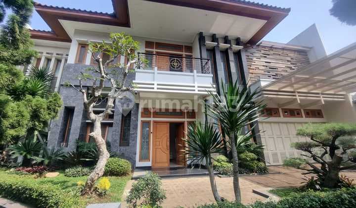 Rumah Mewah Siap Huni di Singgasana Kota Bandung