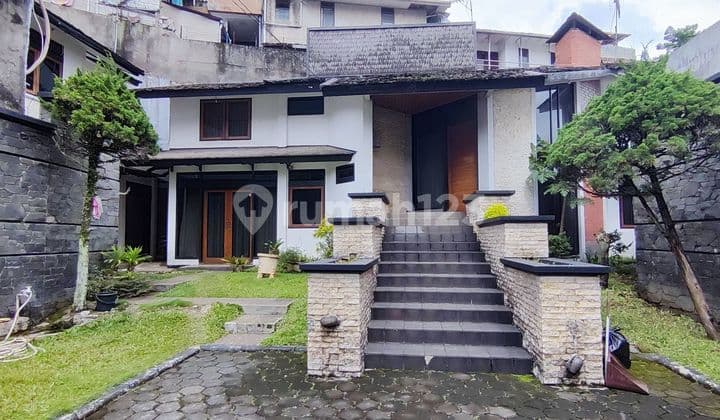 Rumah Bagus Lokasi Strategis Bandung Utara