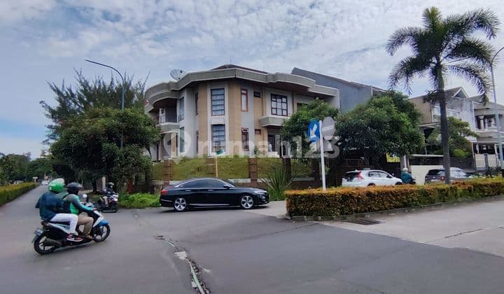 Rumah Siap Huni 2 Lantai Setraduta