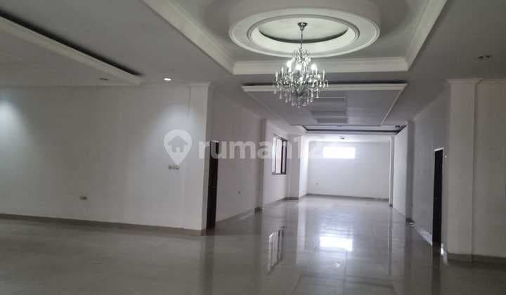 Wah Rumah di Kopo Permai Besar Dan Megah Banget