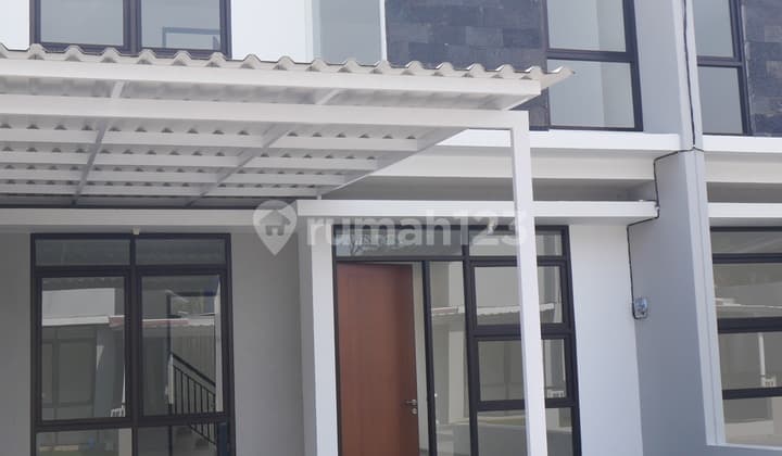 Rumah Desain Minimalis 2 Lantai Kolmas Regency