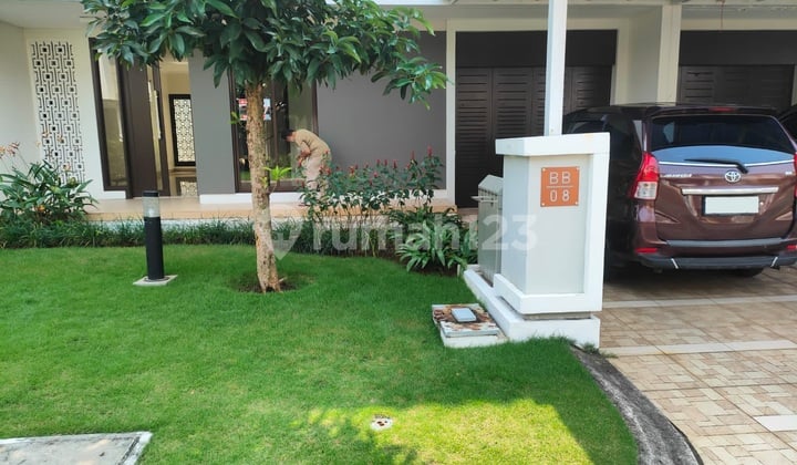 Disewakan Rumah Cluster Elite Btari di Summarecon Bandung