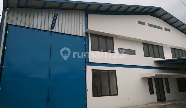 Dijual Gudang Luas di Cibolerang Bandung