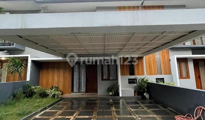 Nice 2-Story House in Bali Garden Bandung