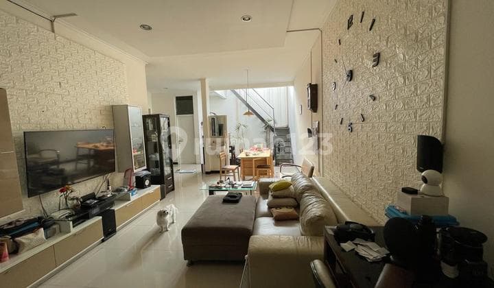 Dijual Rumah di Tki 2 Patung Kuda Siap Huni Full Renov