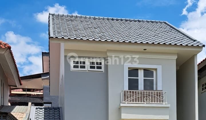Rumah 2 Lantai Luas Tanah 144 Kota Wisata Cibubur