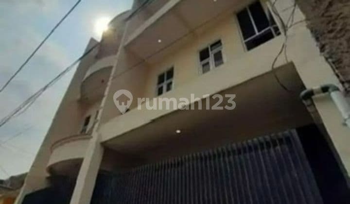 Dijual Rumah Ex Konveksi. bisa Jadi Kos Kosan