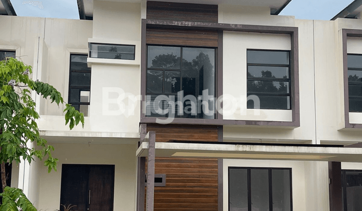 Rumah Cantik dan Mewah di Permata Riverview Sapphire