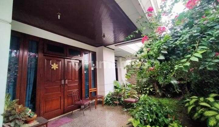 Dijual Rumah Mewah 2 lantai di Pondok Pinang, Jakarta Selatan.
