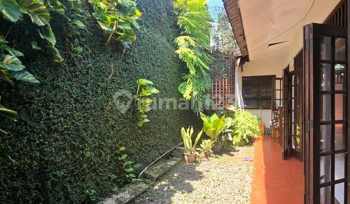 Rumah Lama, Butuh Renov, Strategis Dekat St Mrt Fatmawati Cipete