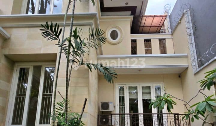 Rumah Siap Huni di Pondok Indah