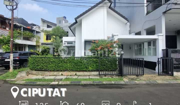 Rumah di Dalam Komplek Ciputat Tangerang Selatan