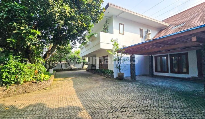 Rumah Siap Huni, Jalan Protokol, Strategis Di Kebayoran Baru