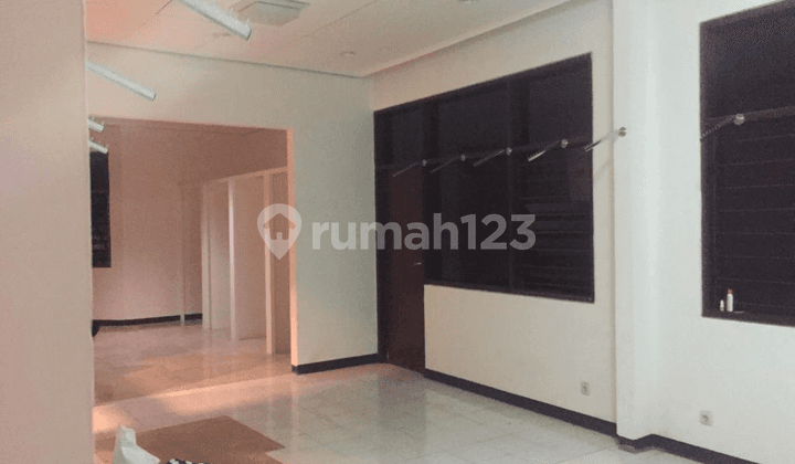 Ruang Usaha Komersial, Cocok untuk Resto, Strategis Cipete Raya