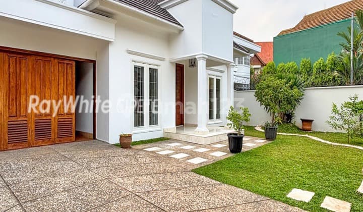 Rumah Bagus Dan Siap Huni Di Cilandak Barat