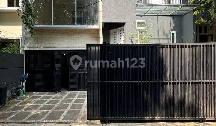 Ready-to-Occupy House in Cipete, Kebayoran Baru