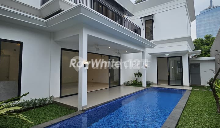 Rumah Baru Design American Classic Di Cilandak Barat Belakang Citos