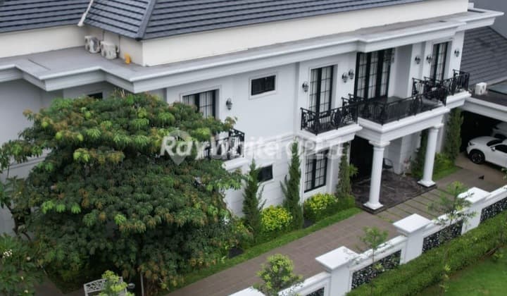 Modern Luxury House in Pondok Indah