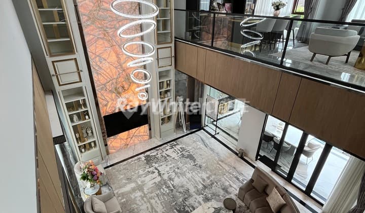 Rumah Modern dan Mewah di Pondok Indah Furnished