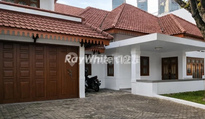 Newly Renovated Furnished Luxury House in Menteng Prime Area