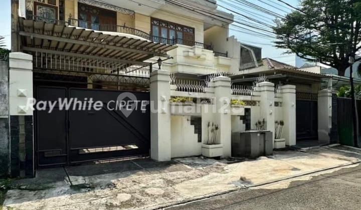 Rumah Siap Huni Di Kebayoran Baru Area Selong