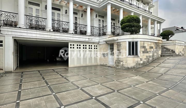 Rumah Bagus dan Siap Huni di Cipete Dekat MRT