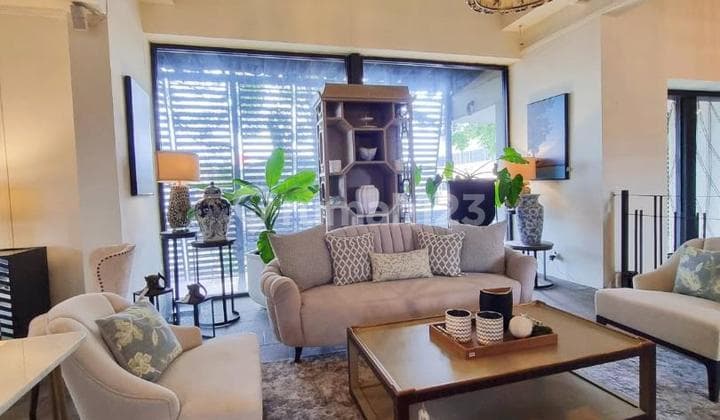 Rumah Dijual Strategis Area Komersil Di Kemang Jakarta Selatan