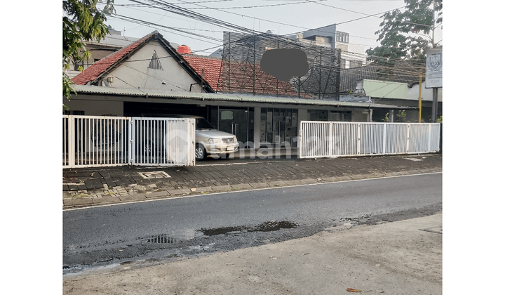 Rumah Ex Kantor Akses Jalan Utama Di Prime Area Kebayoran Baru