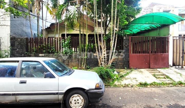 Rumah Tua Hitung Tanah di Pondok Indah Jakarta Harga Dibawah NJOP