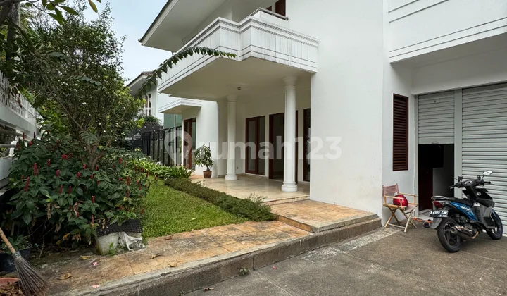 Rumah Di Area Elit Permata Hijau Jakarta - Terawat, Siap Huni