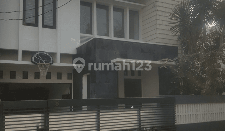 House for Sale in a Flood-Free Cluster in Condet, East Jakarta