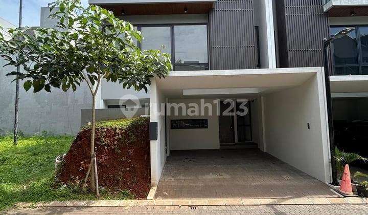 Rumah Serenia Hills Lebak Bulus Tangeang Selatan