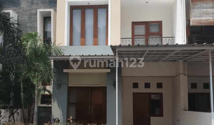 Rumah Dalam Townhouse Di Kebagusan Jakarta Selatan